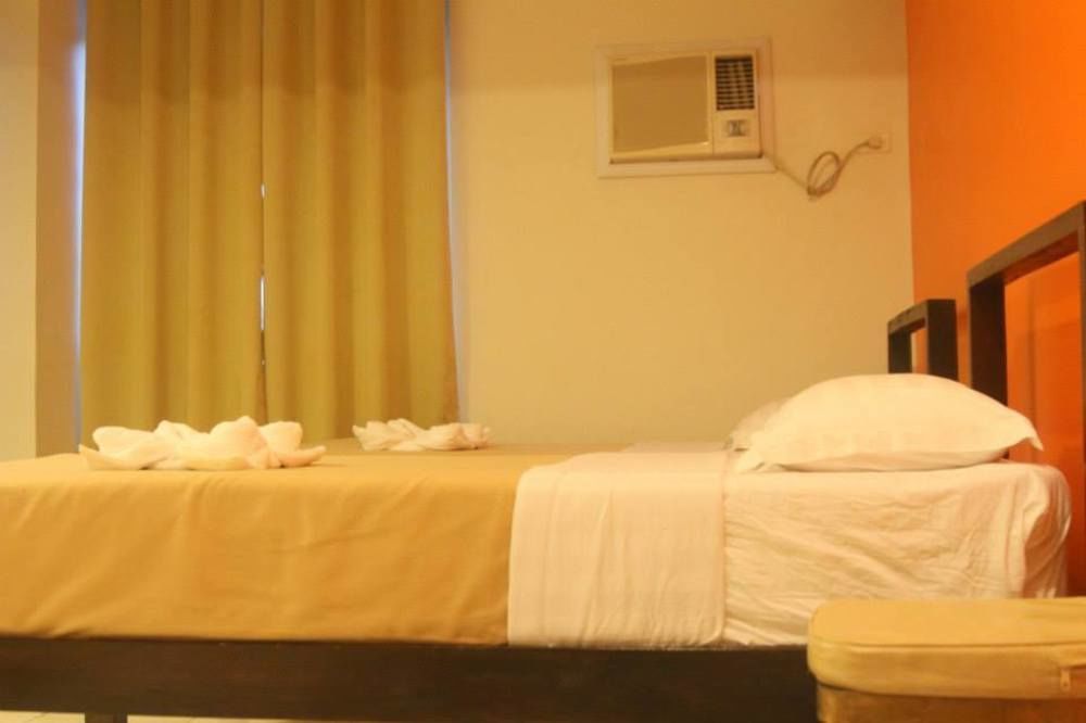 Negrense Suites Bacolod Exterior foto
