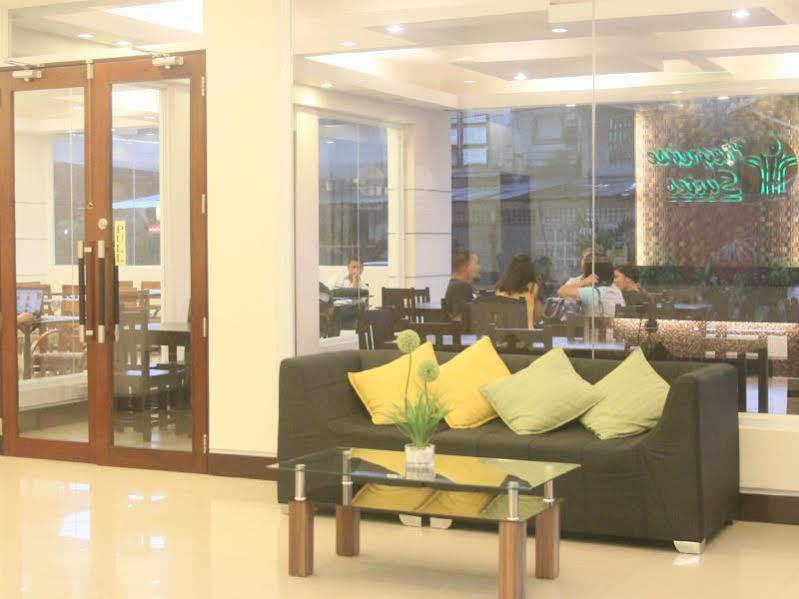 Negrense Suites Bacolod Exterior foto